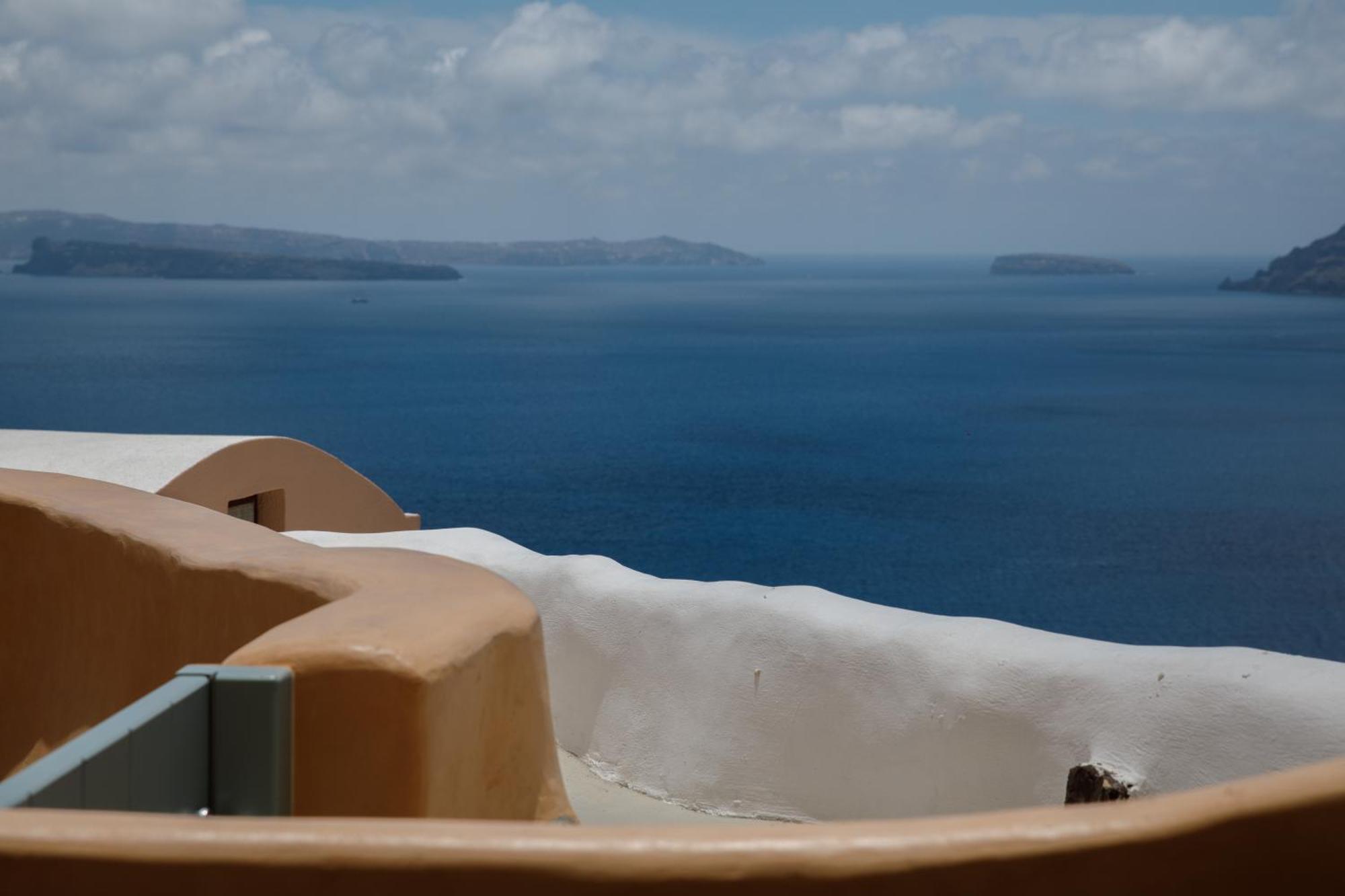 Annouso Villa With Hot Tub By Caldera Houses Oia Zewnętrze zdjęcie